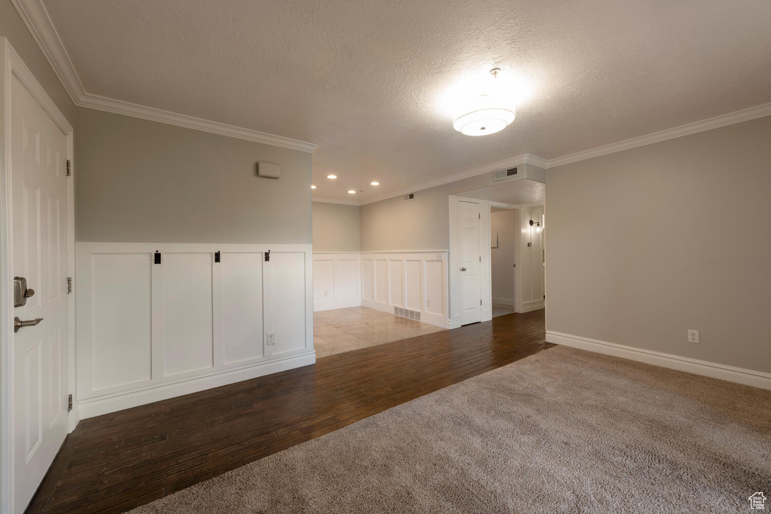 HILLCREST CONDO - Residential