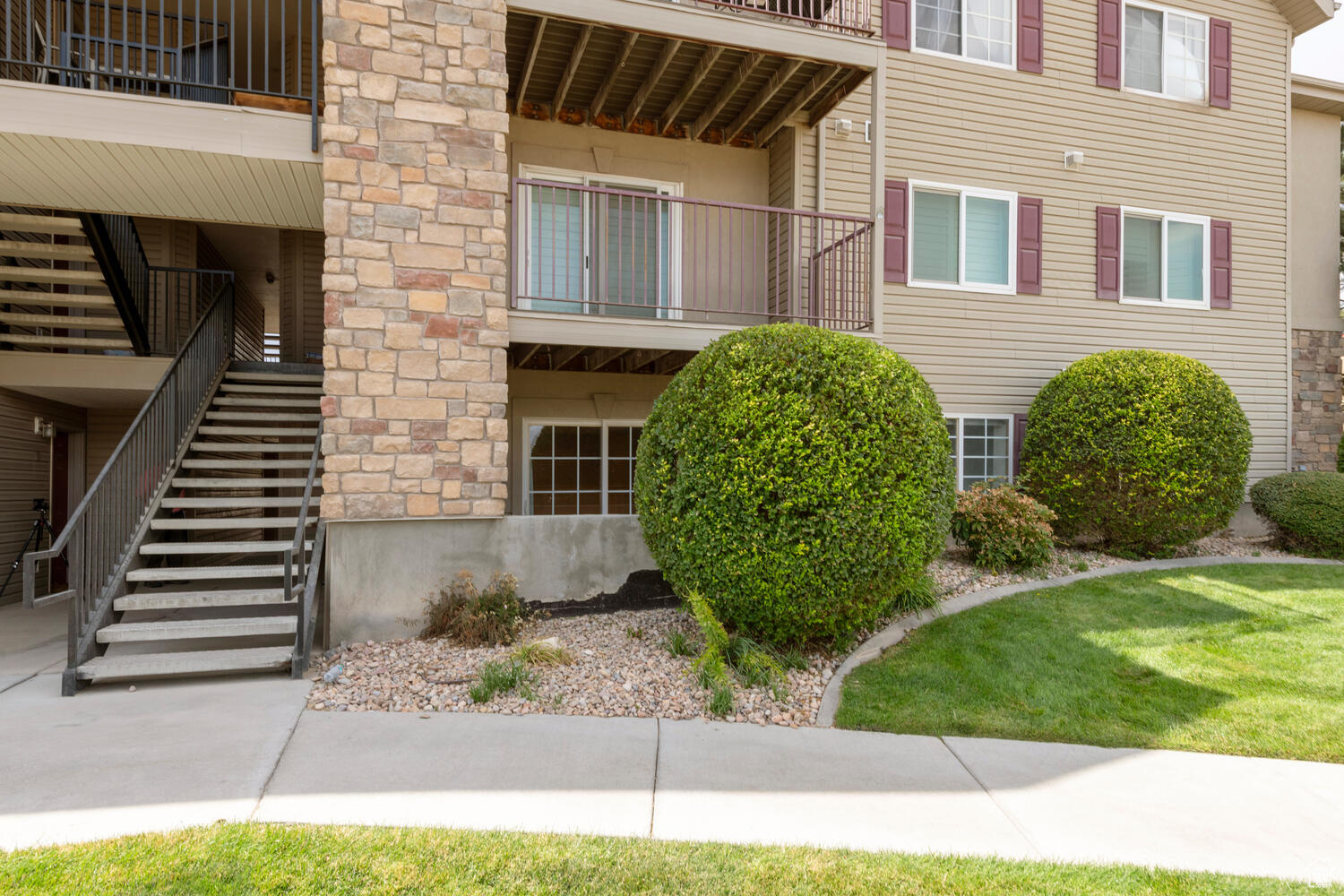 HILLCREST CONDO - Residential