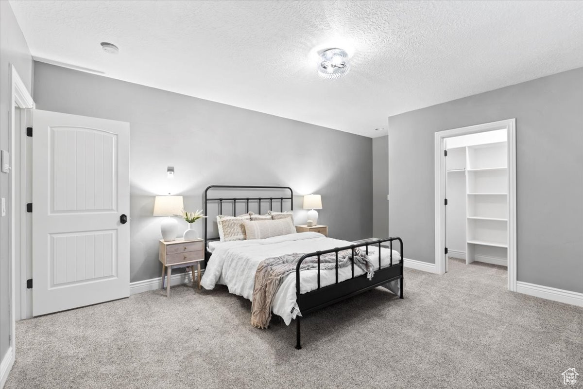 HIGHLAND MEADOW - Residential