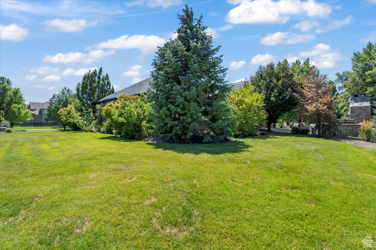 HIGHLAND MEADOW - Residential