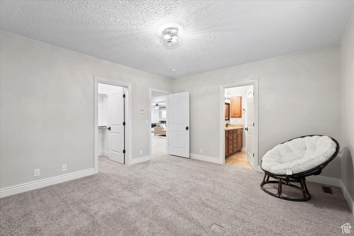 HIGHLAND MEADOW - Residential