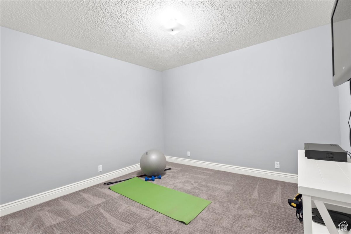HIGHLAND MEADOW - Residential