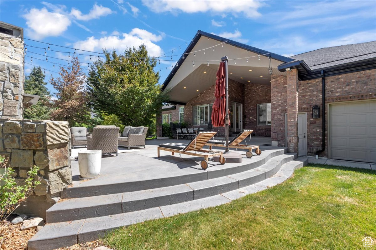 HIGHLAND MEADOW - Residential