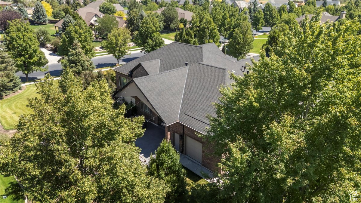 HIGHLAND MEADOW - Residential