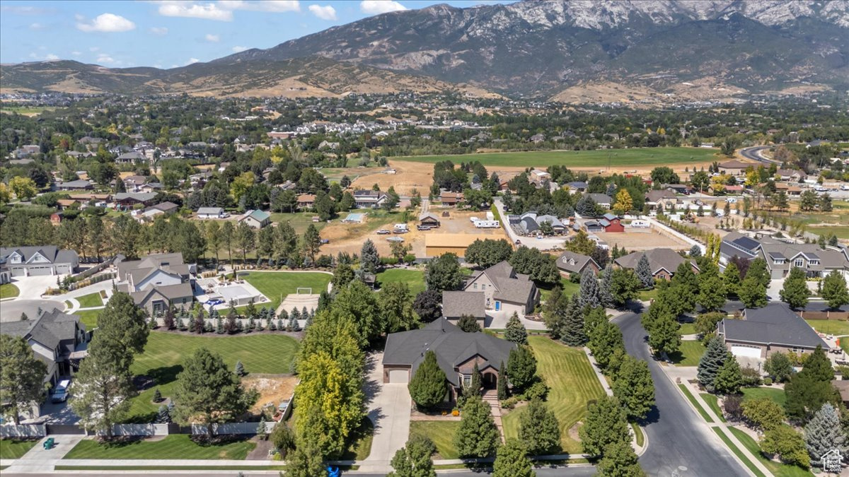 HIGHLAND MEADOW - Residential