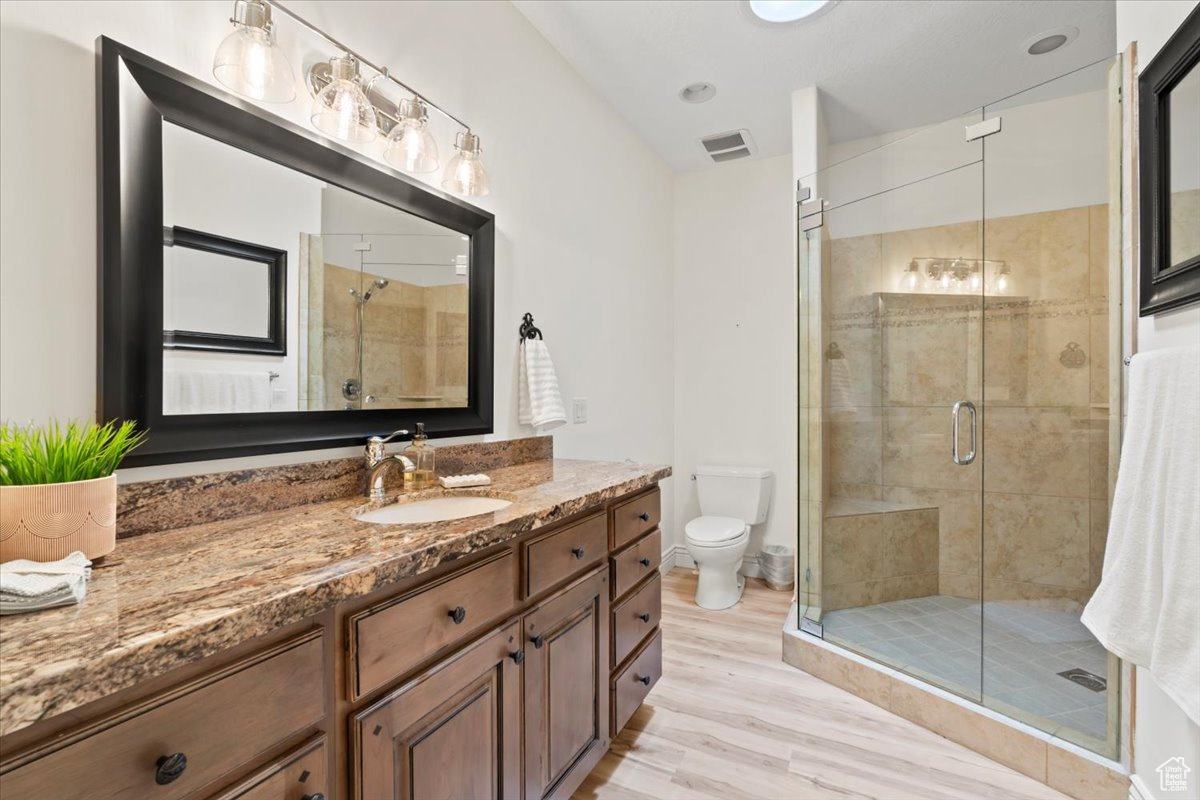 HIGHLAND MEADOW - Residential