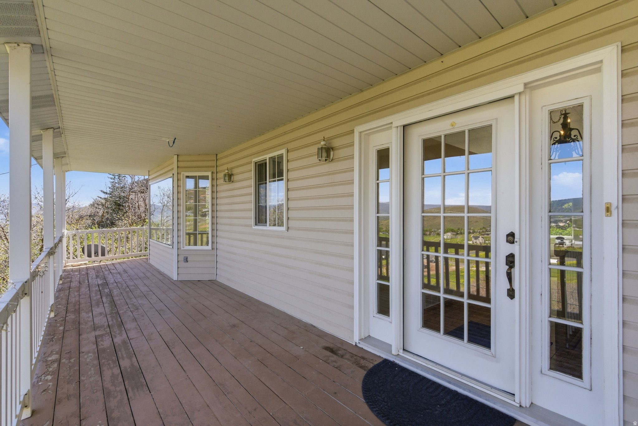 INTERLAKEN ESTATES - Residential