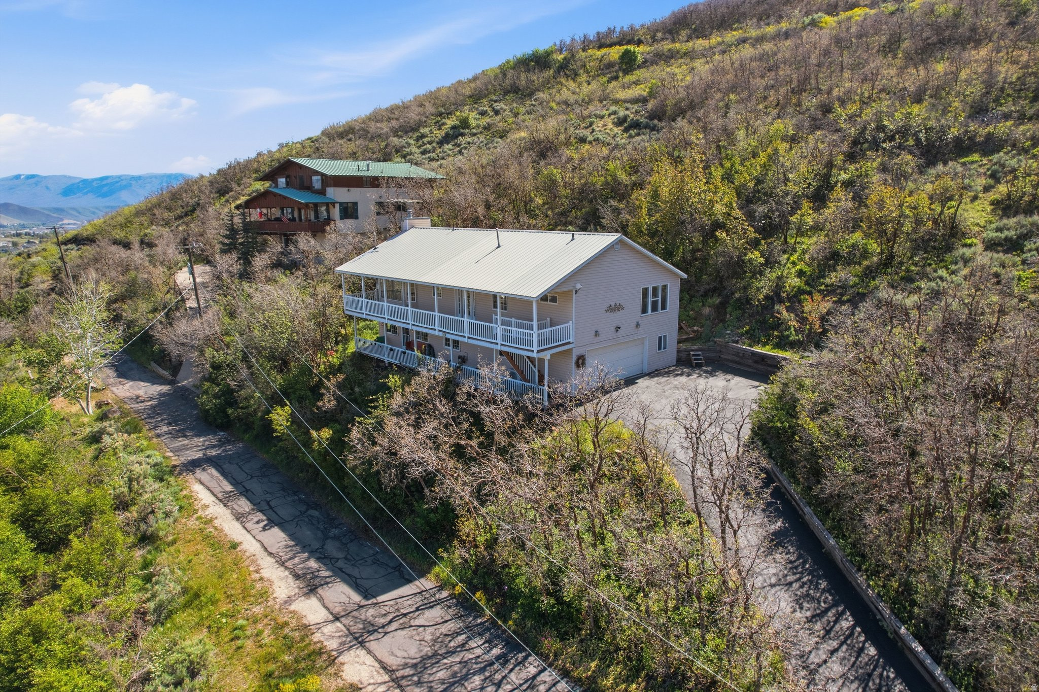 INTERLAKEN ESTATES - Residential