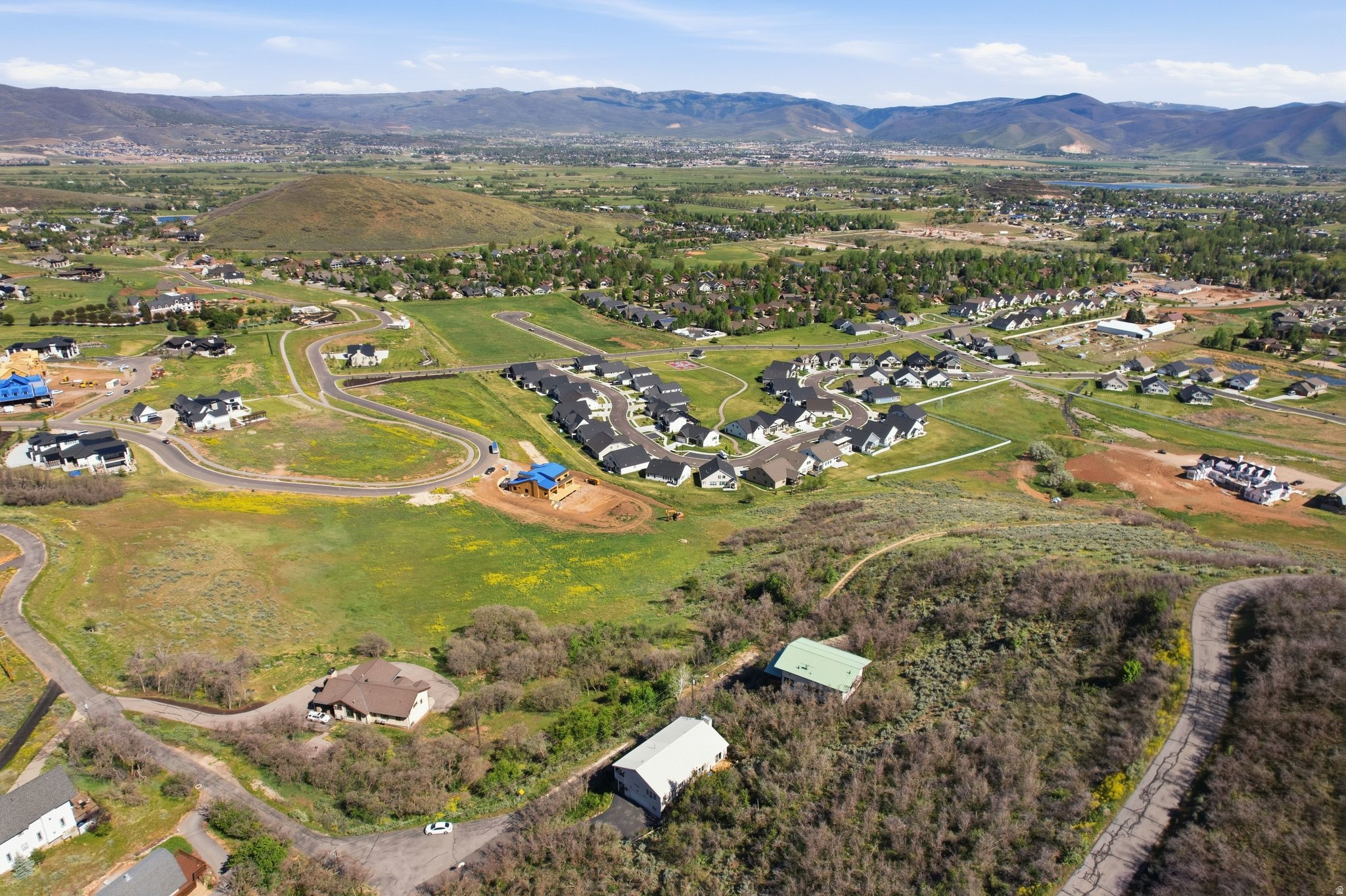 INTERLAKEN ESTATES - Residential