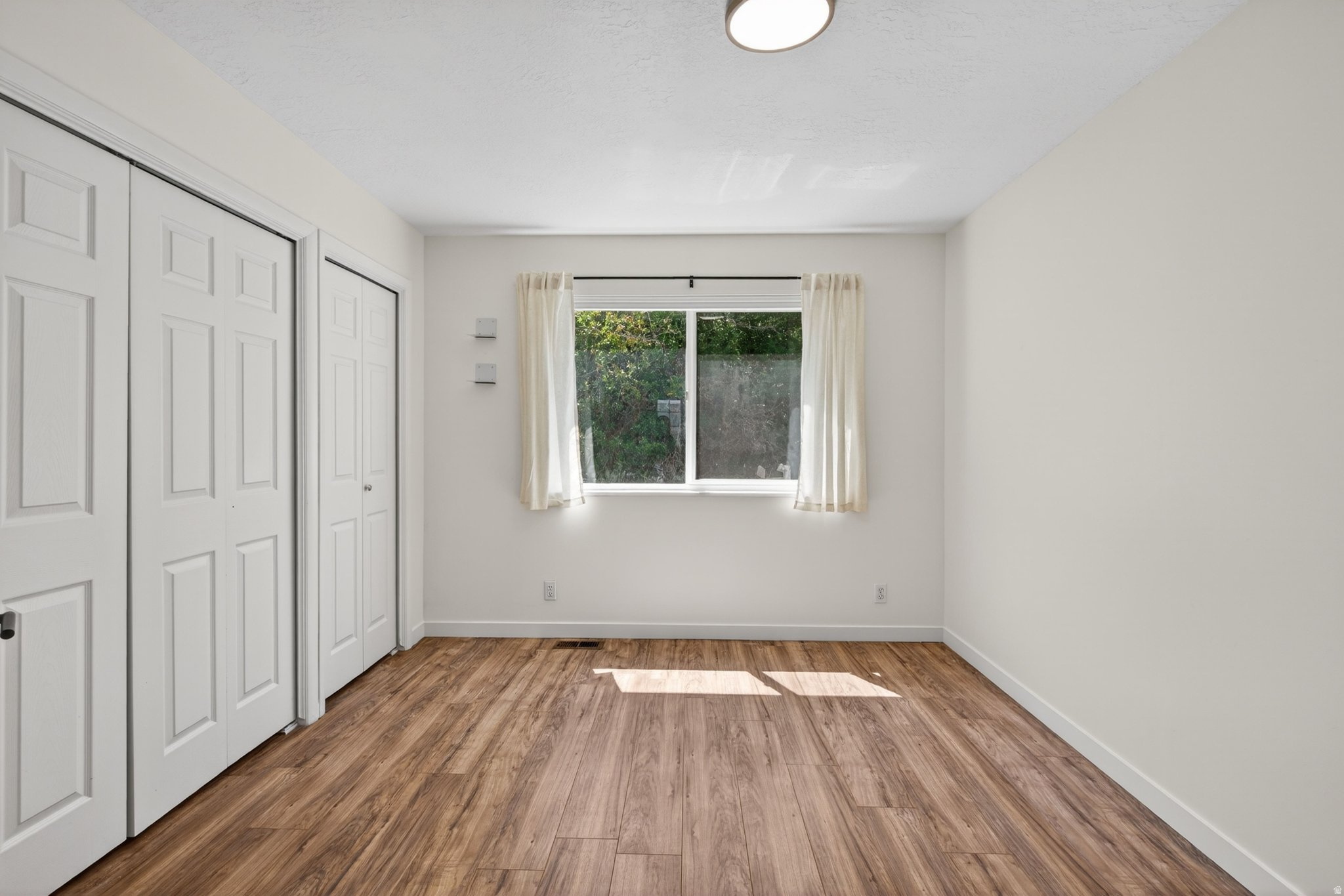 INTERLAKEN ESTATES - Residential