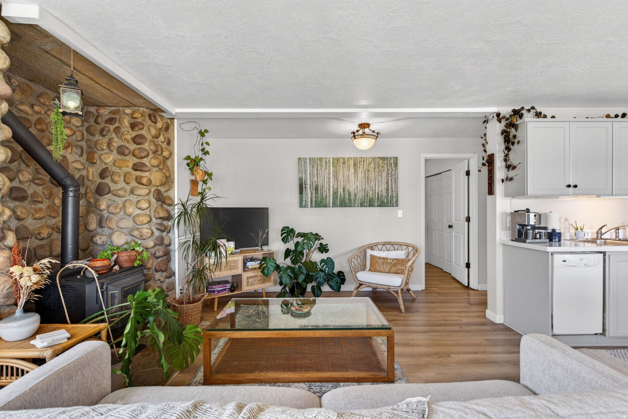 INTERLAKEN ESTATES - Residential