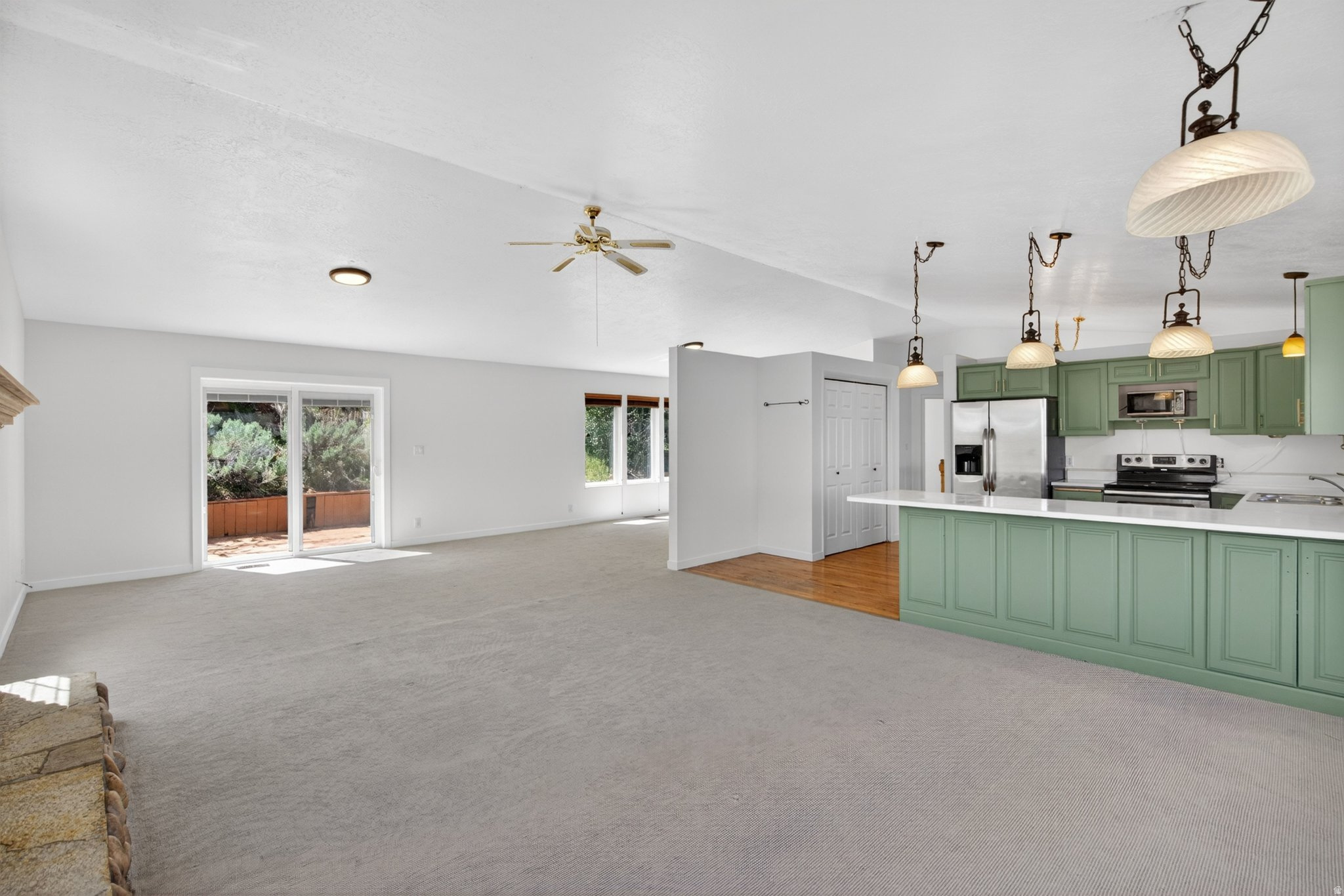 INTERLAKEN ESTATES - Residential