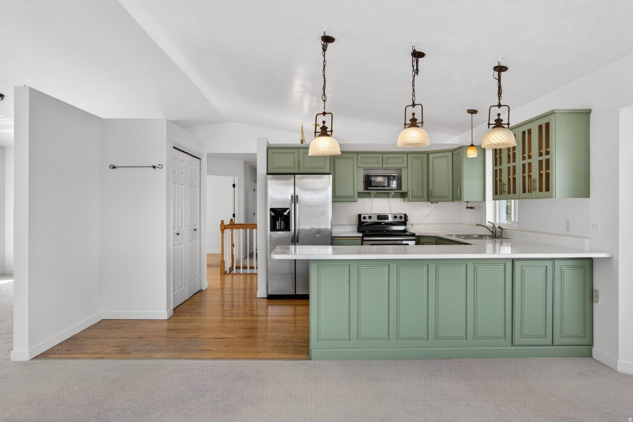 INTERLAKEN ESTATES - Residential