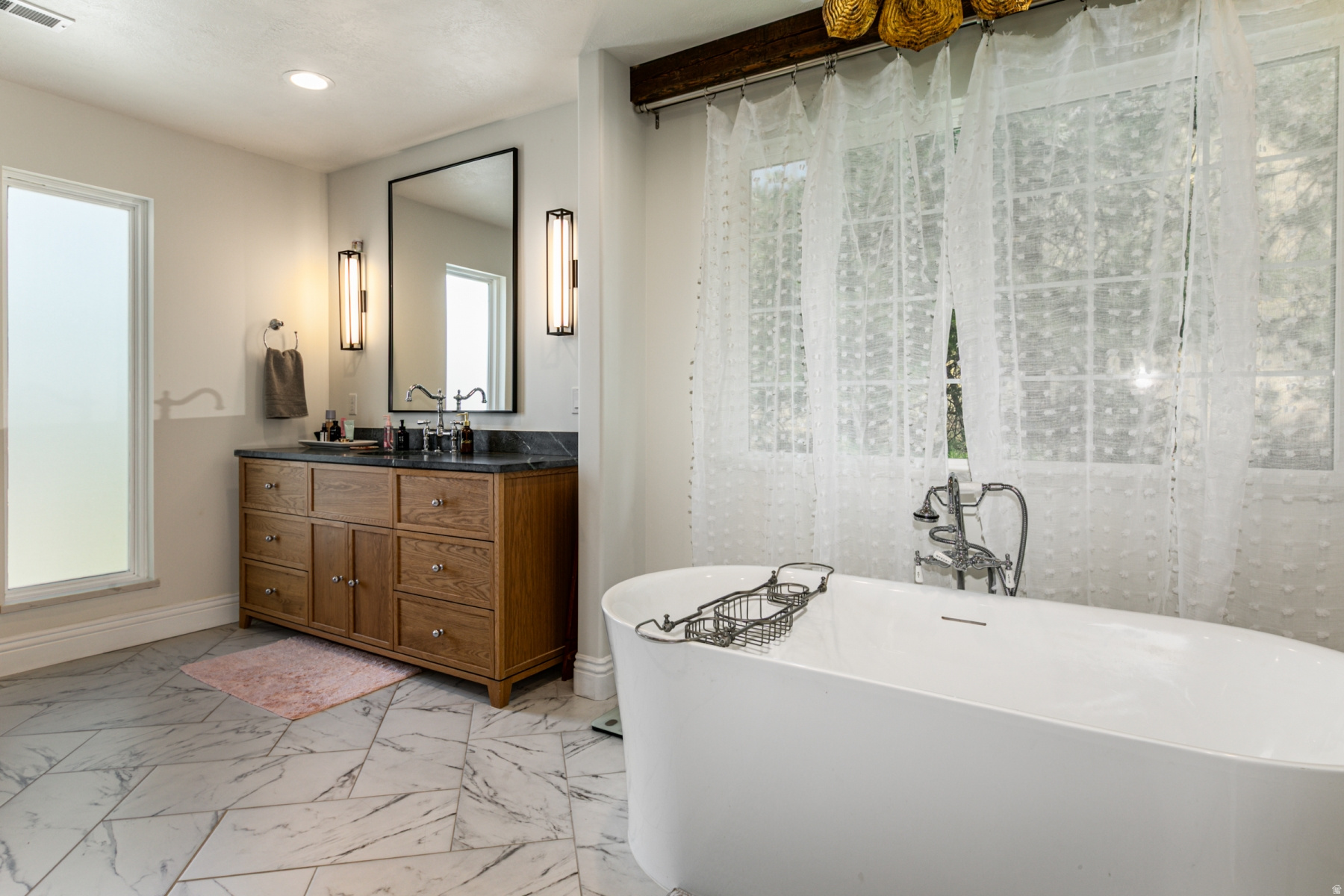 COBBLE COVE - Residential