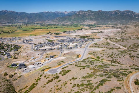 Tiny photo for 1358 E COYOTE VIEW CIR #233, Heber City, UT 84032 (MLS # 2122999)