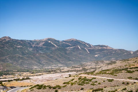 Tiny photo for 1358 E COYOTE VIEW CIR #233, Heber City, UT 84032 (MLS # 2122999)
