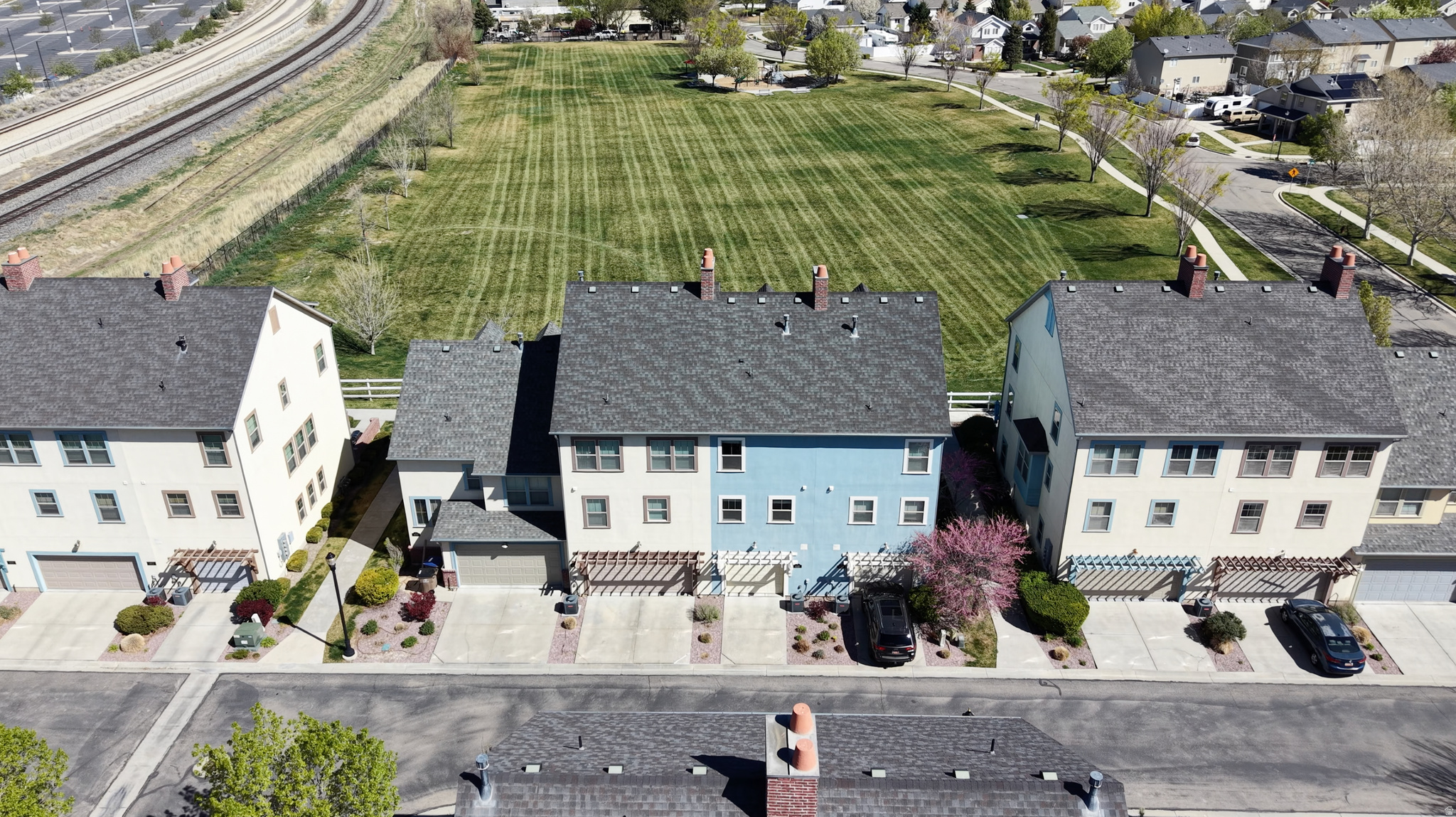 SUNFLOWER CROSSING - Residential
