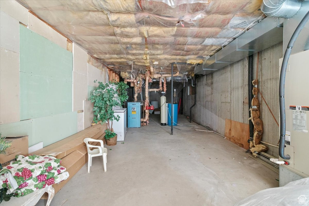 YOUNG PROPERTY - Residential