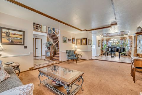 Tiny photo for 1972 E EVERLEIGH CIR, Sandy, UT 84093 (MLS # 2127645)