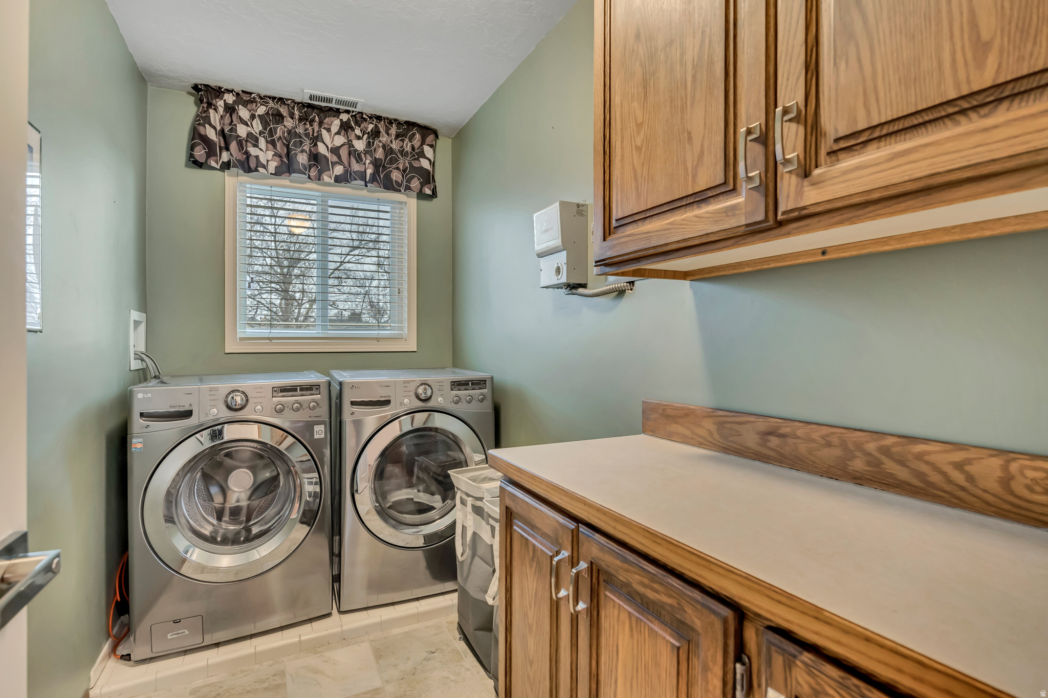 MEADOWS - Residential