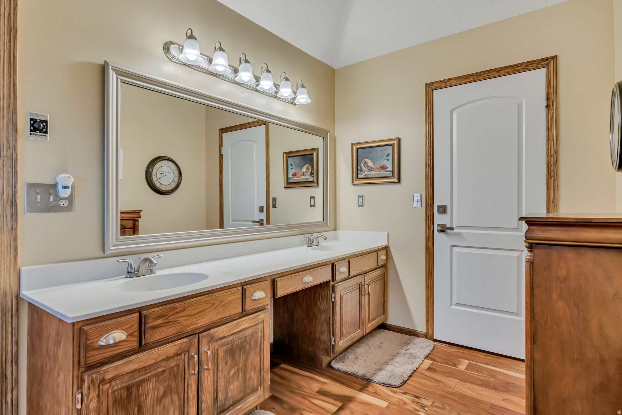 MEADOWS - Residential