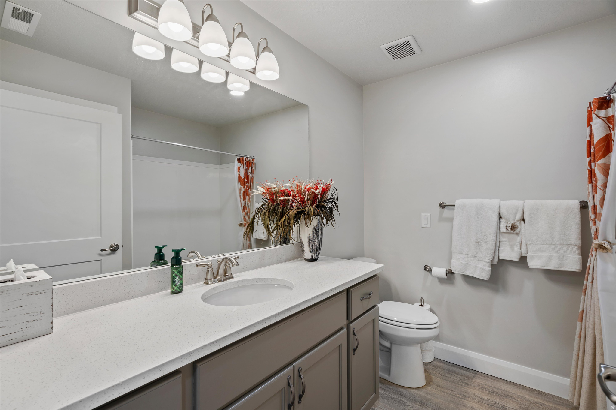 THE VILLAS AT LEGACY FARMS - Residential