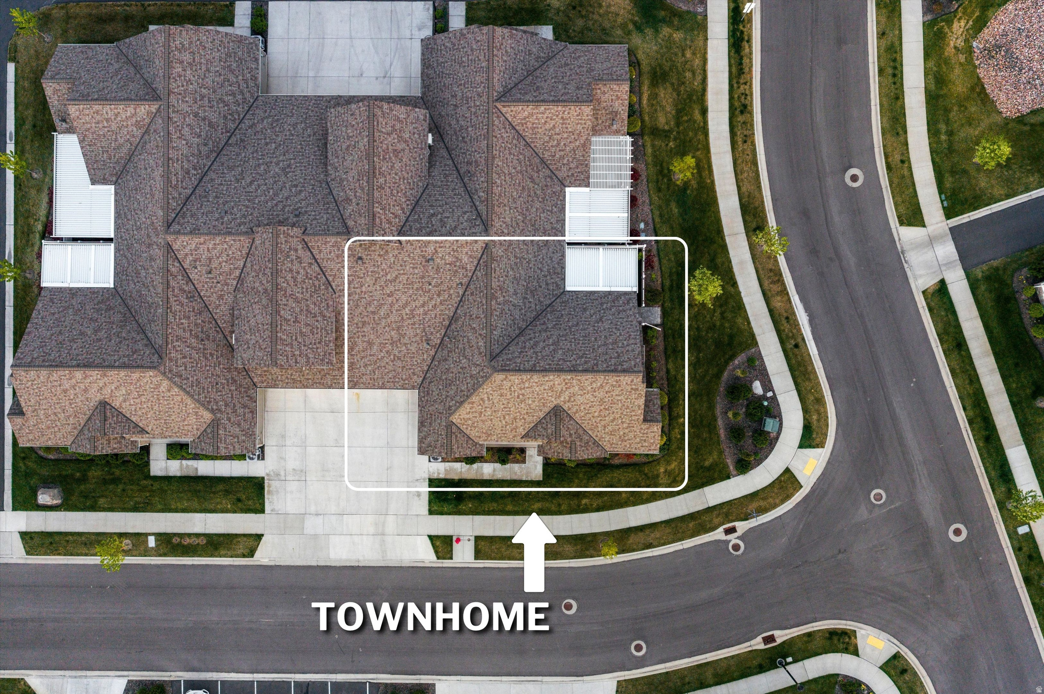 THE VILLAS AT LEGACY FARMS - Residential