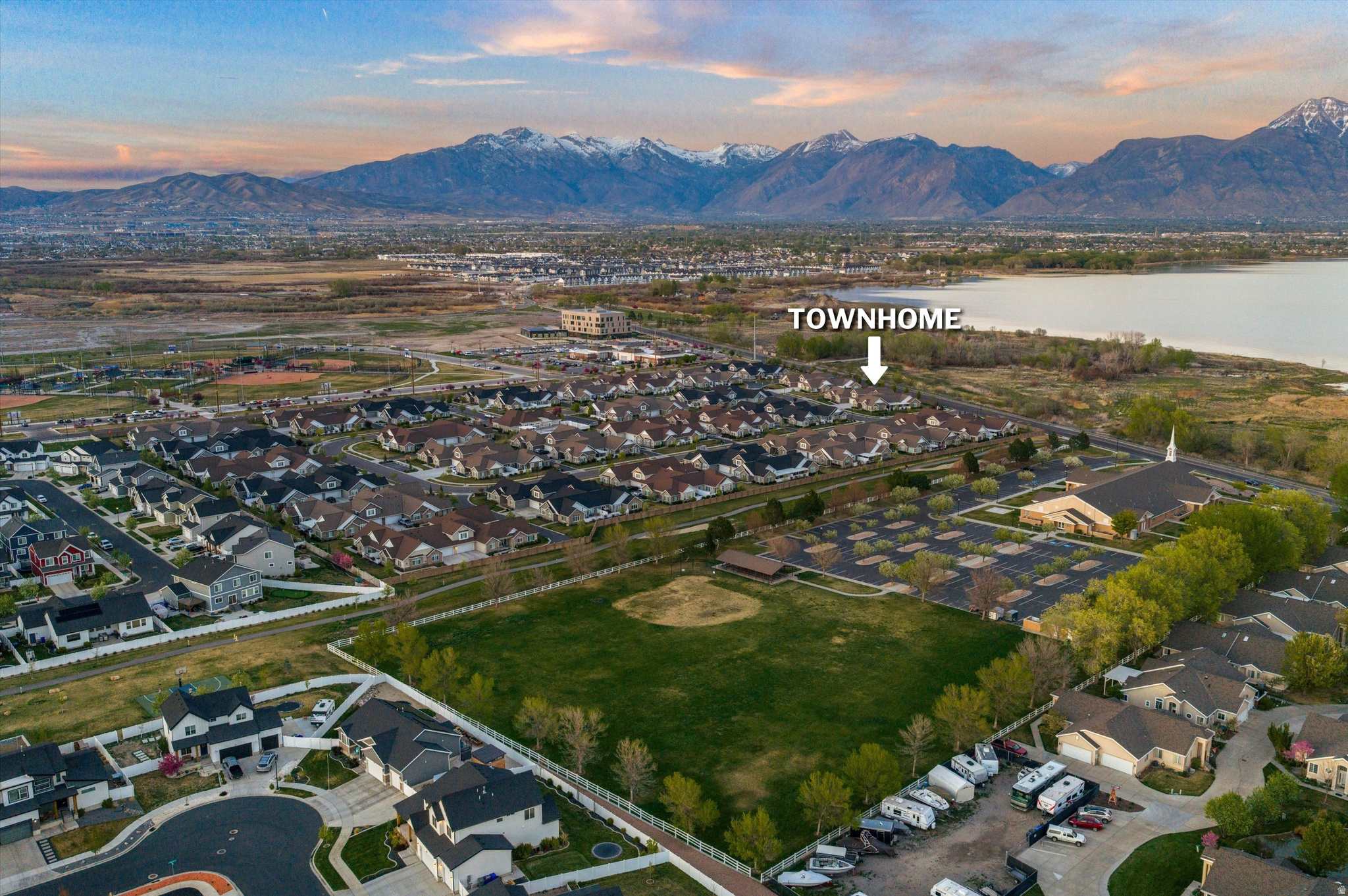 THE VILLAS AT LEGACY FARMS - Residential