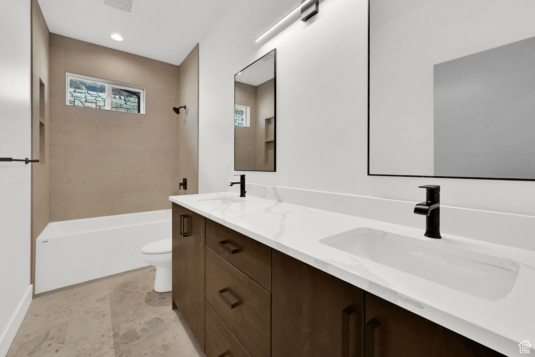 NORTHVIEW ESTATES - Residential