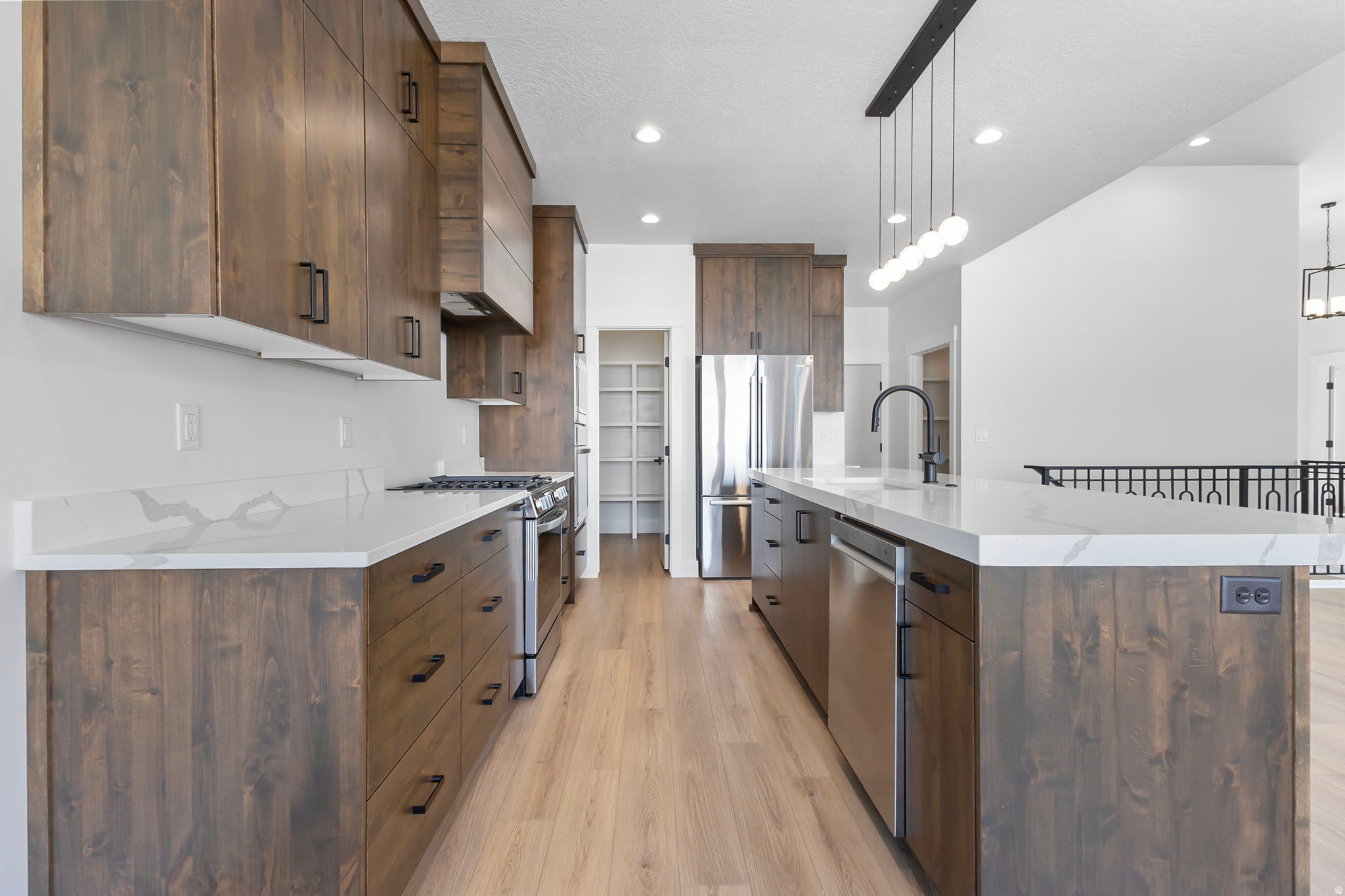 NORTHVIEW ESTATES - Residential