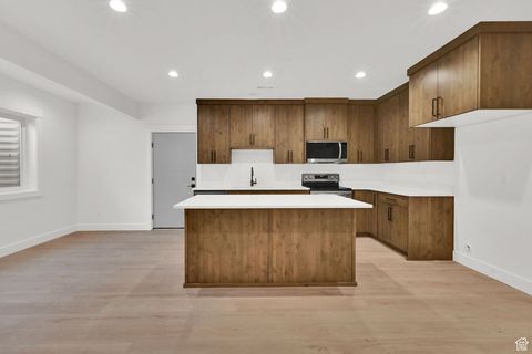 Tiny photo for 710 E MOUNTAIN ROAD Rd N, North Ogden, UT 84414 (MLS # 2115182)