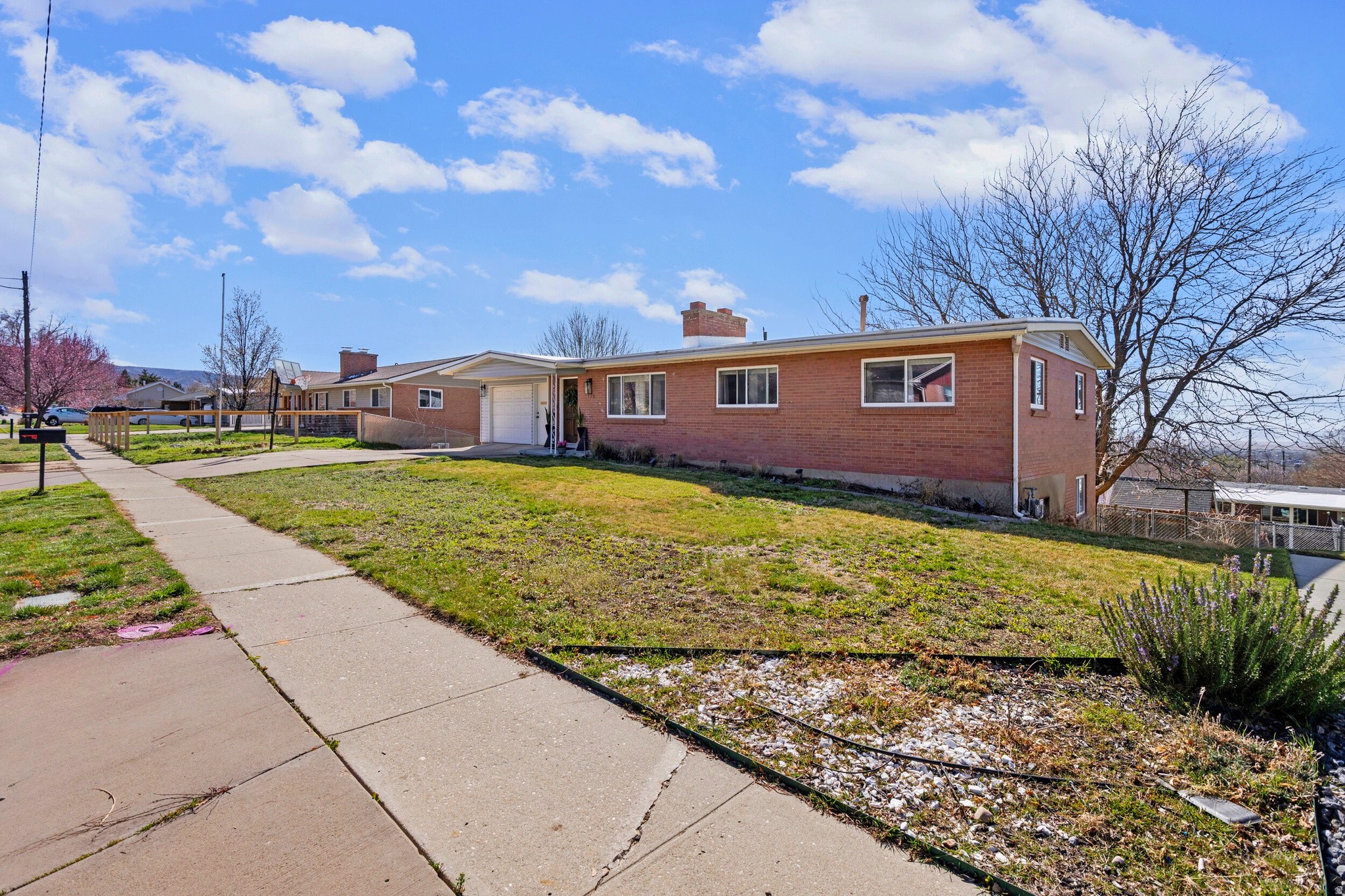 CENTRAL HEIGHTS - Residential