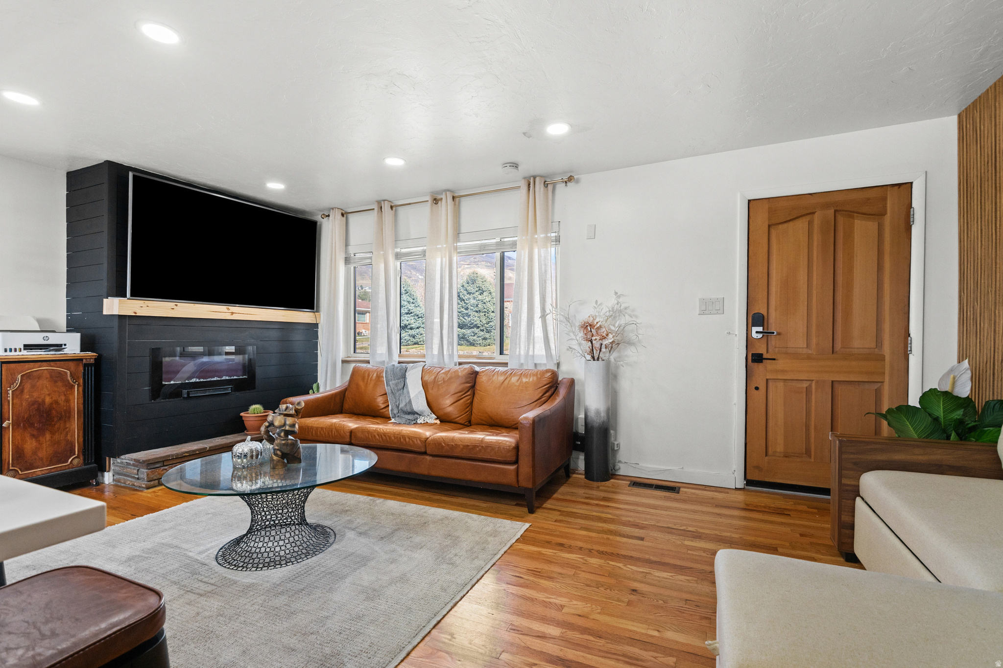 CENTRAL HEIGHTS - Residential