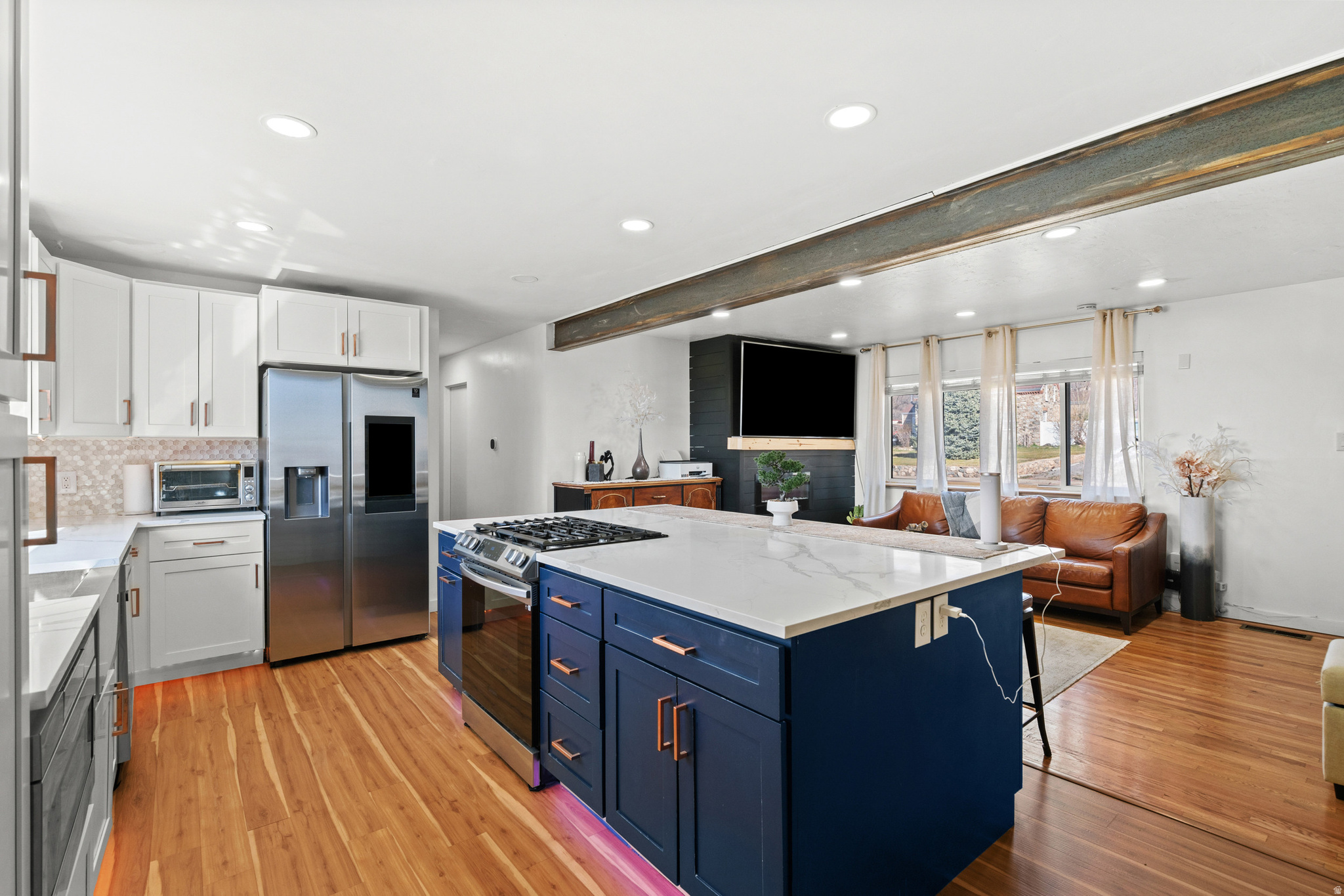 CENTRAL HEIGHTS - Residential