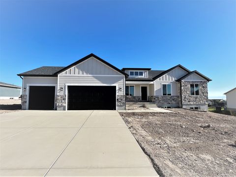 Homes For Sale - 124 S Freedom Way #218<br/> Grantsville, UT 84029