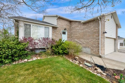 Tiny photo for 4852 W MOUNTAIN LAUREL LN S, West Jordan, UT 84088 (MLS # 2147810)