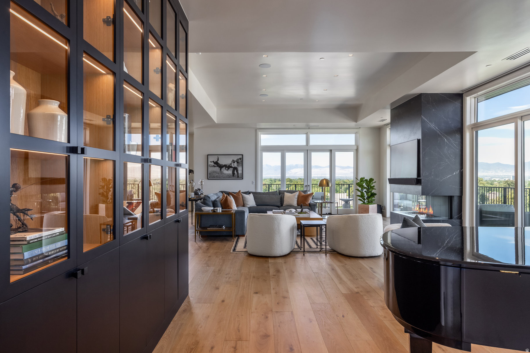 ROYAL HOLLADAY HILLS D - Residential