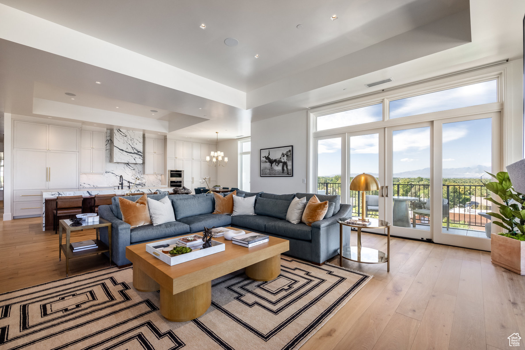 ROYAL HOLLADAY HILLS D - Residential