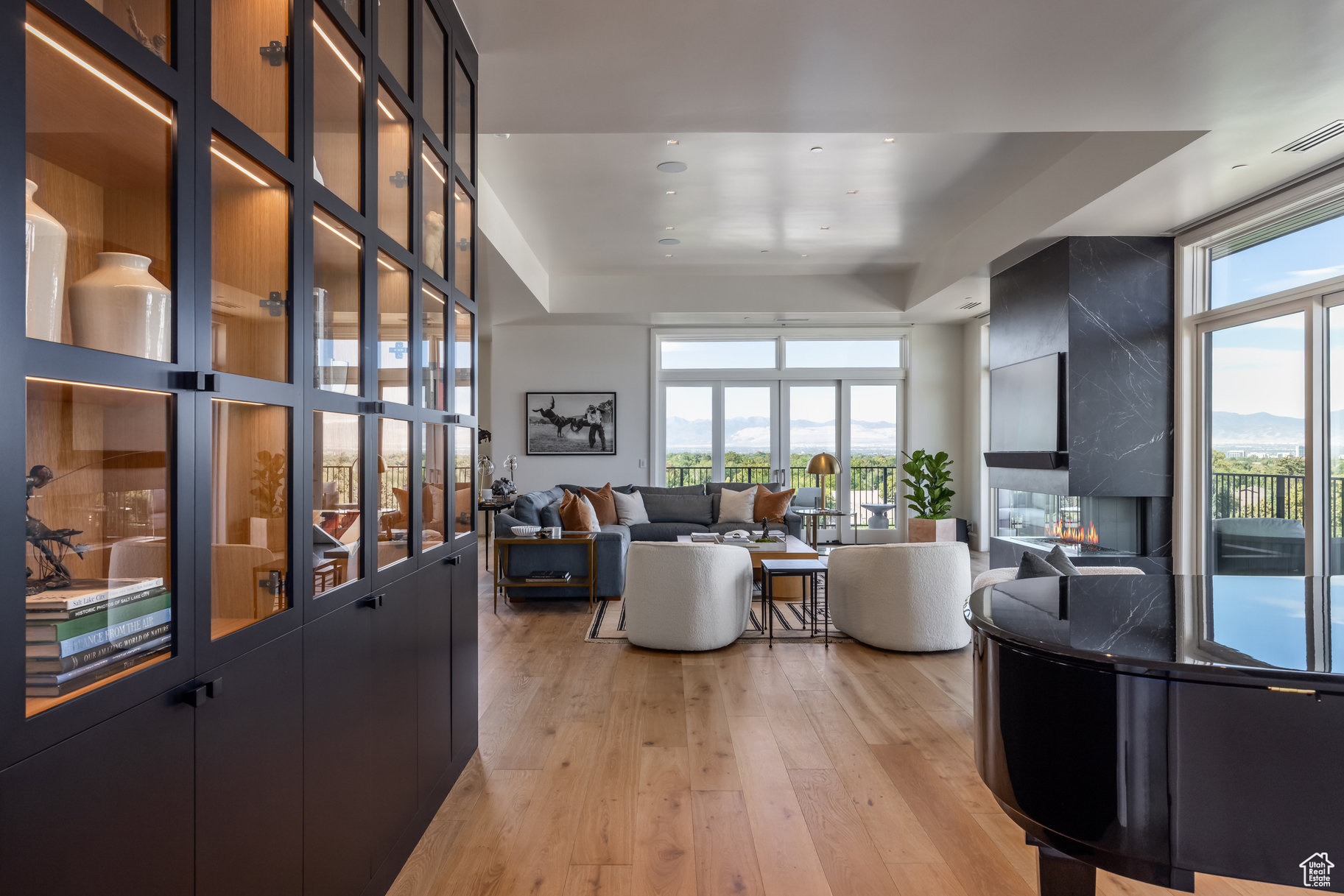 ROYAL HOLLADAY HILLS D - Residential