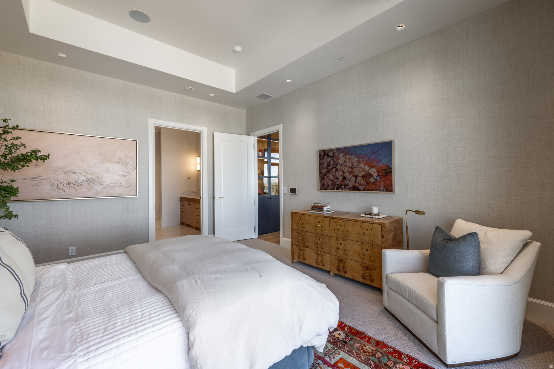 ROYAL HOLLADAY HILLS D - Residential