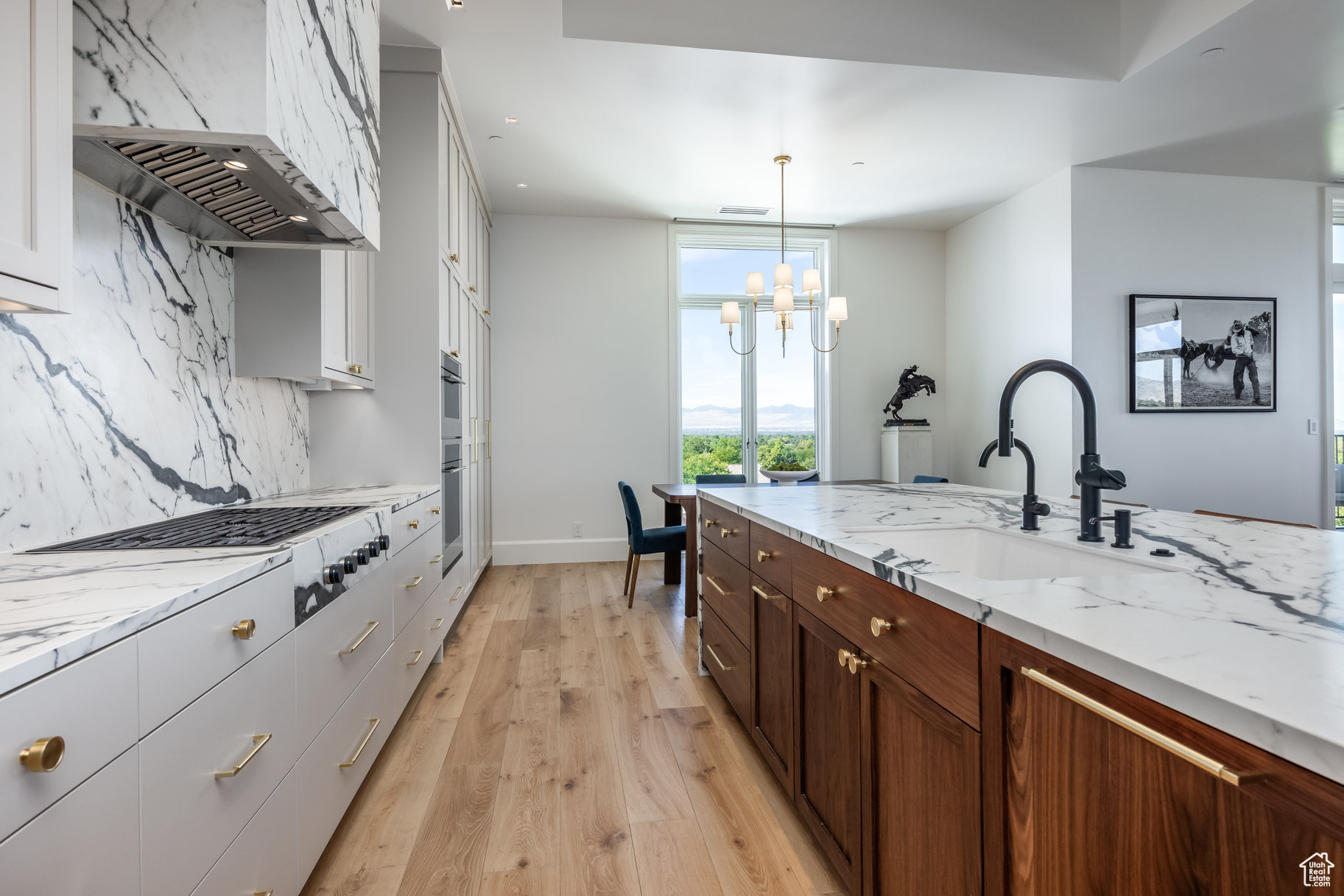 ROYAL HOLLADAY HILLS D - Residential