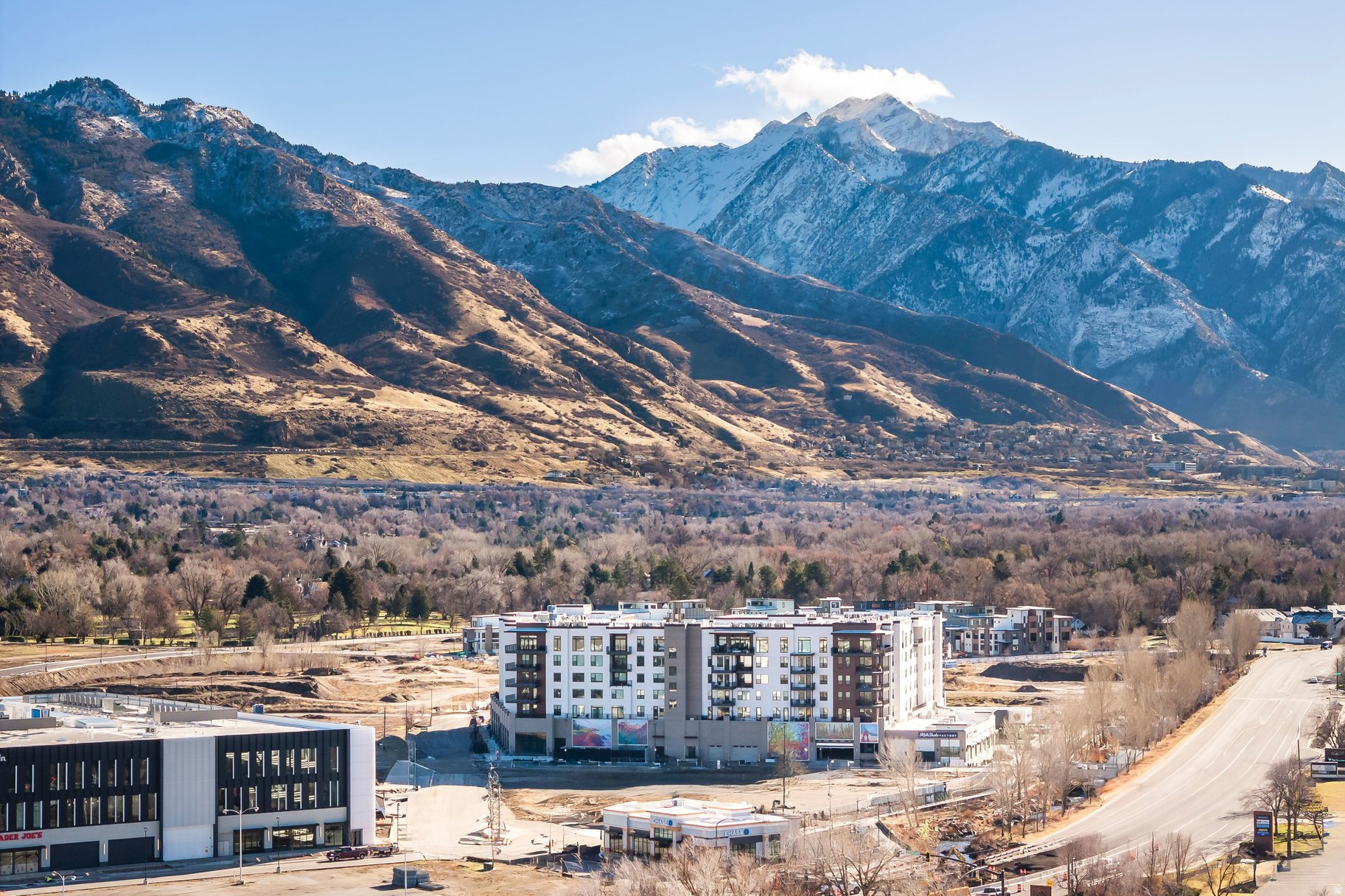 HOLLADAY HILLS - Residential