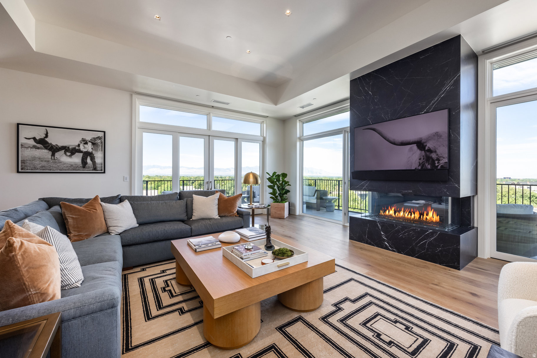 HOLLADAY HILLS - Residential