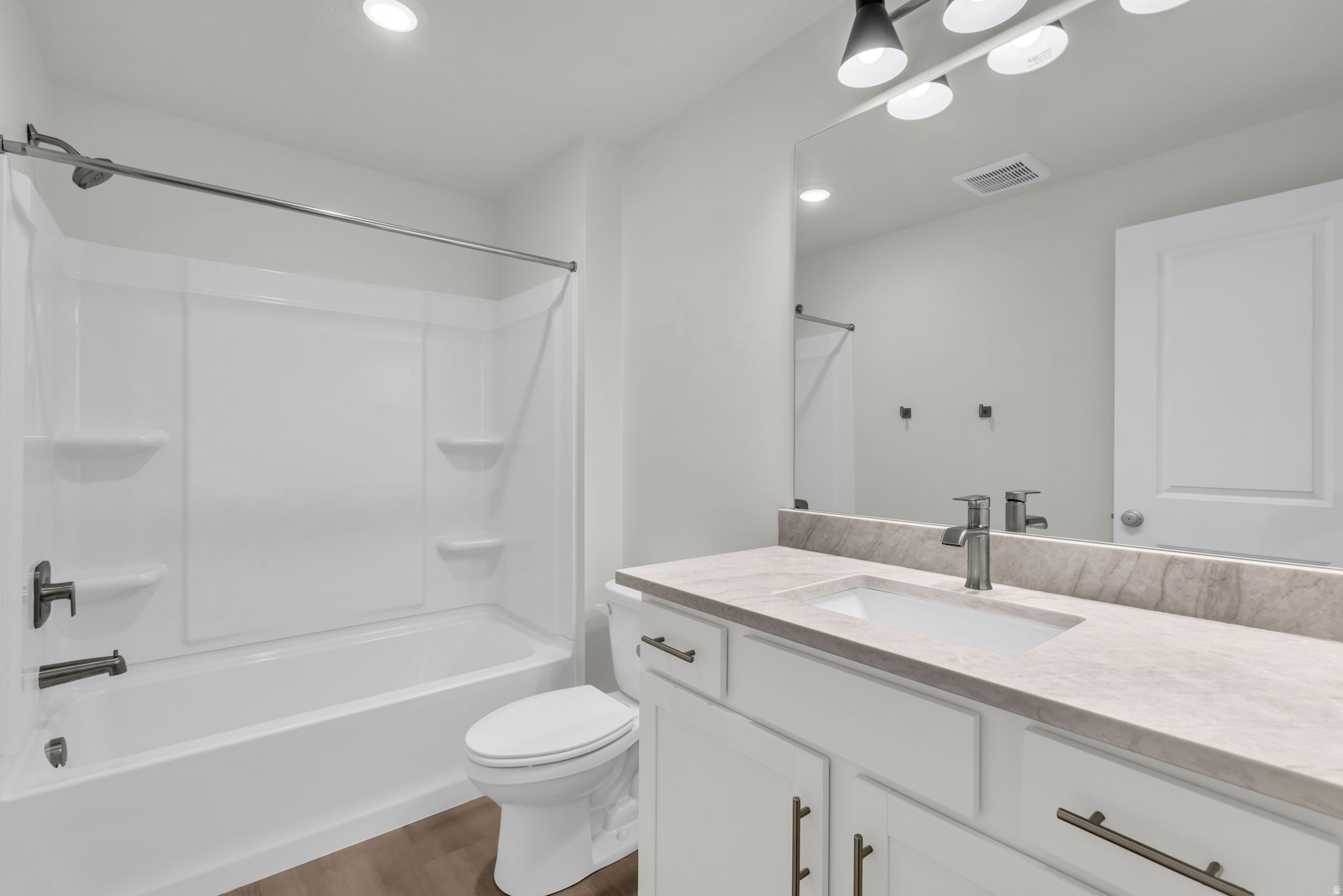 SILVER CREEK - Residential