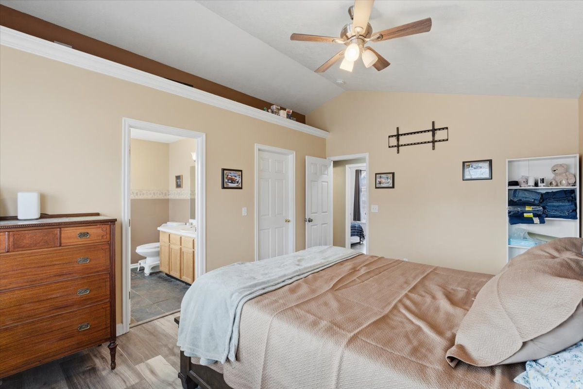 SUNRIDGE MEADOWS PHA - Residential