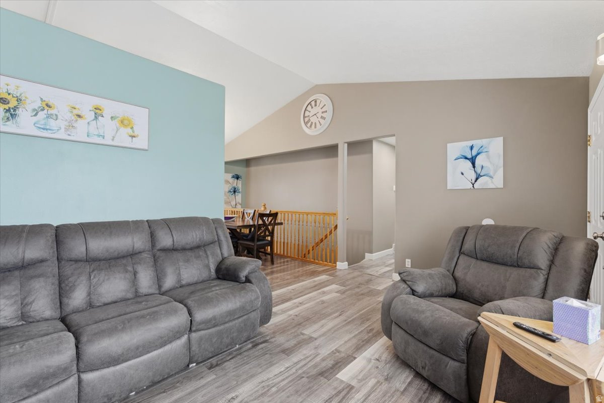 SUNRIDGE MEADOWS PHA - Residential