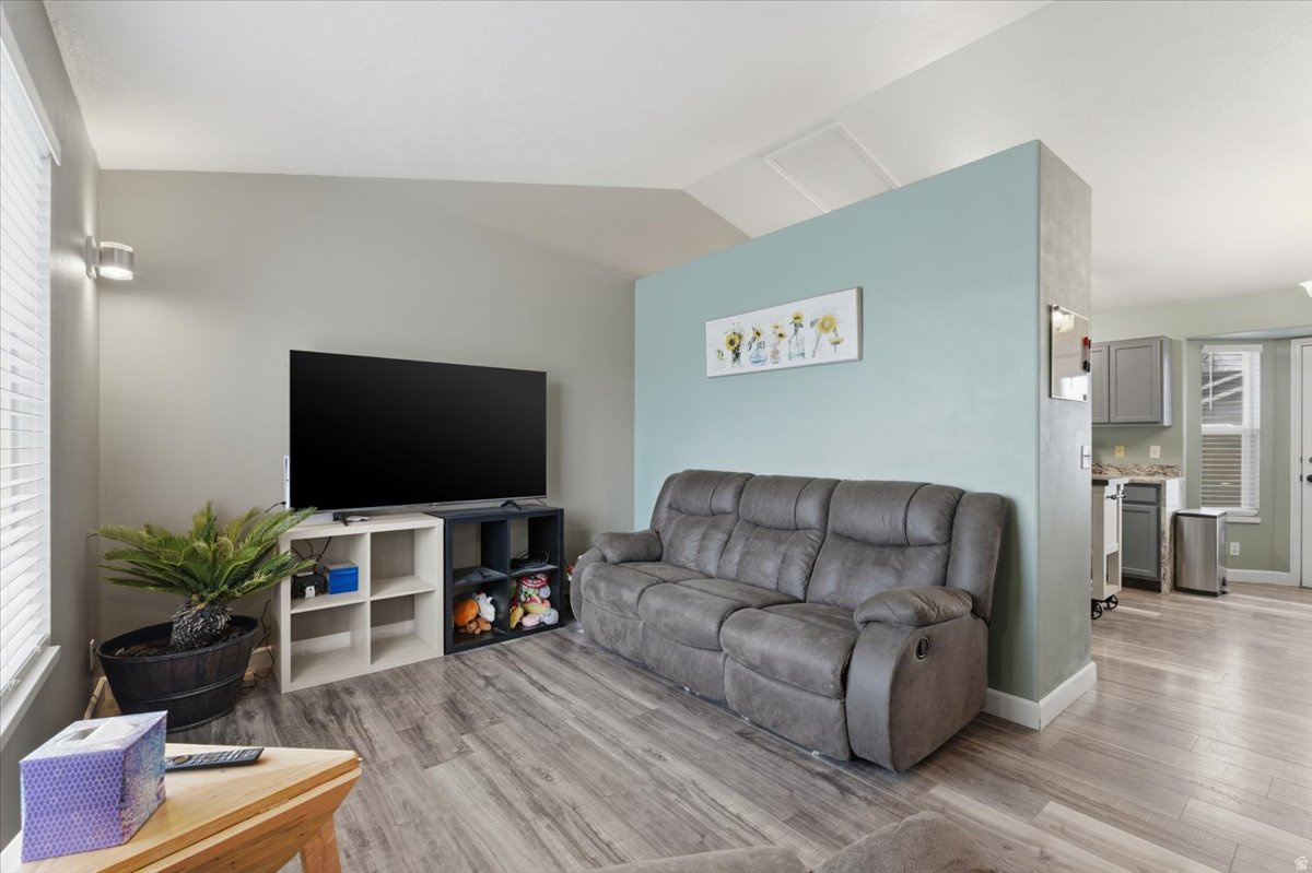 SUNRIDGE MEADOWS PHA - Residential