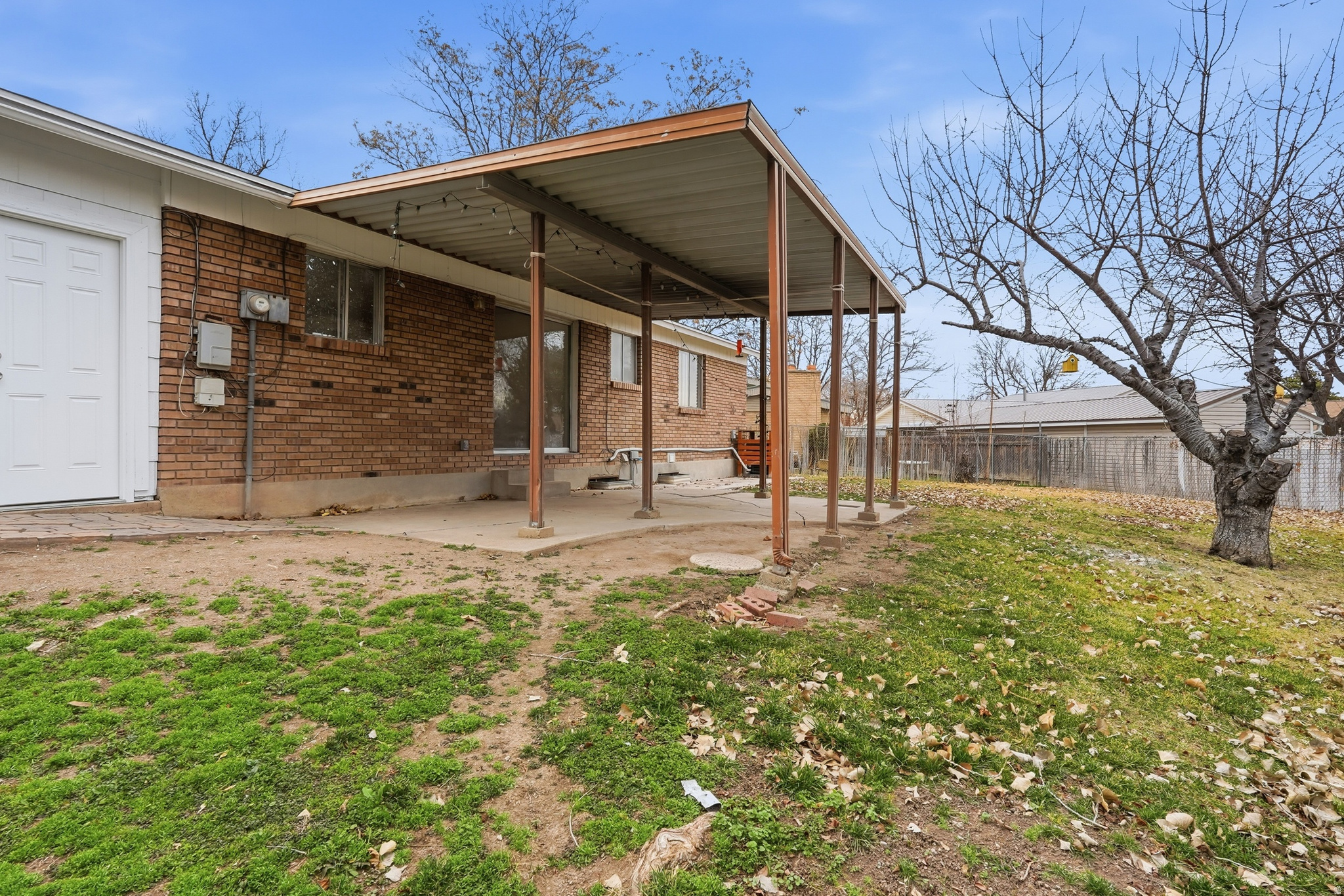 SKY BLUE ACRES #4 - Residential