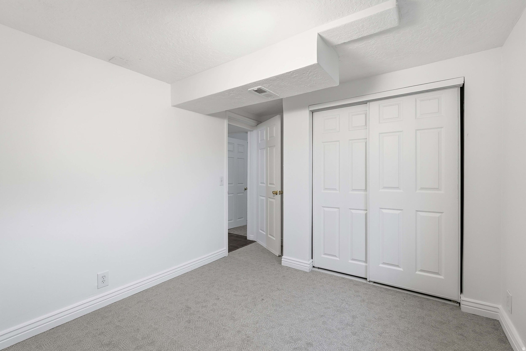 SKY BLUE ACRES #4 - Residential