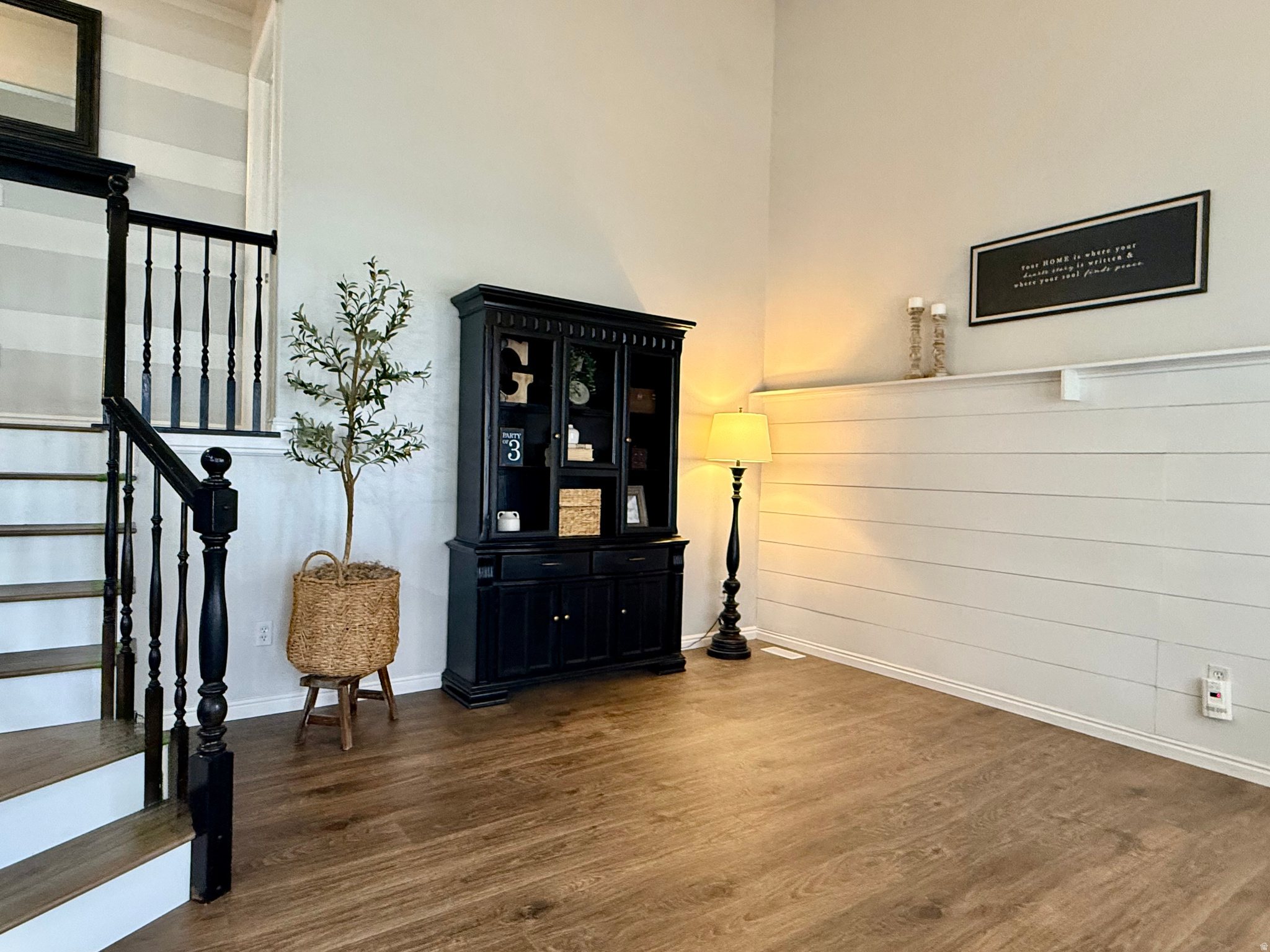 DIAMOND SUMMIT UNIT 2 - Residential